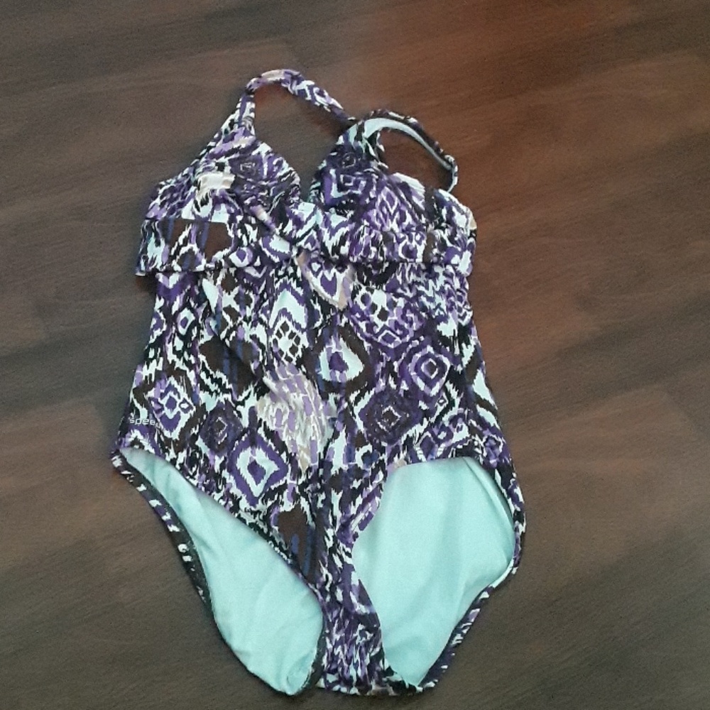 Speedo size 12 bathing suit - Picture 1 of 3